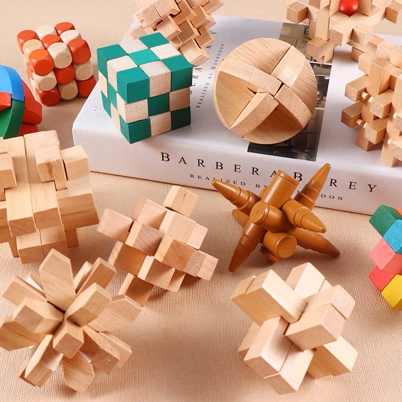 কাঠের ধাঁধা সেটের নিরবধি আবেদন